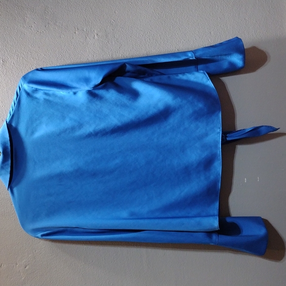 Worthington Sz Small Royal Blue Button Down Dress Shirt w/ front tie nwot - Picture 4 of 6